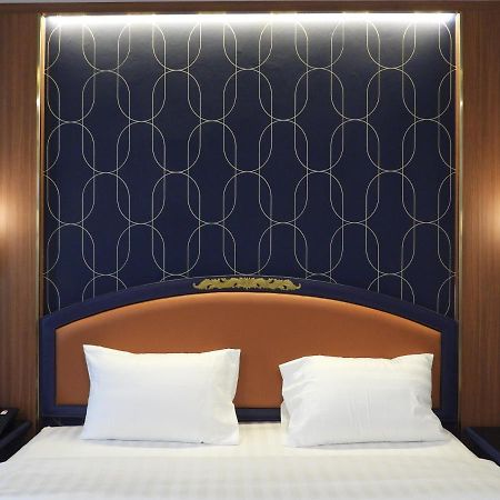 Maxwell Hotel Yakarta Exterior foto