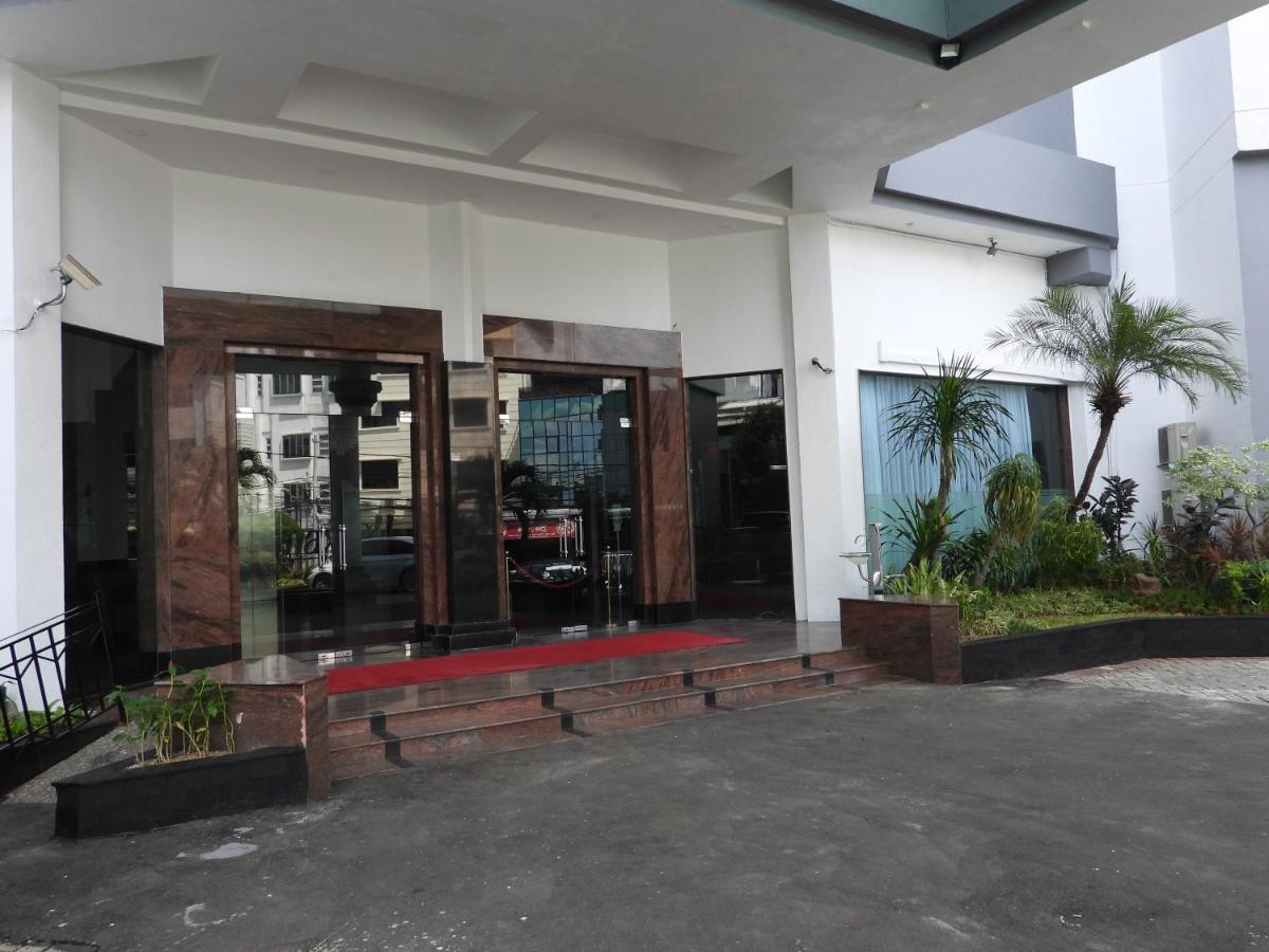 Maxwell Hotel Yakarta Exterior foto