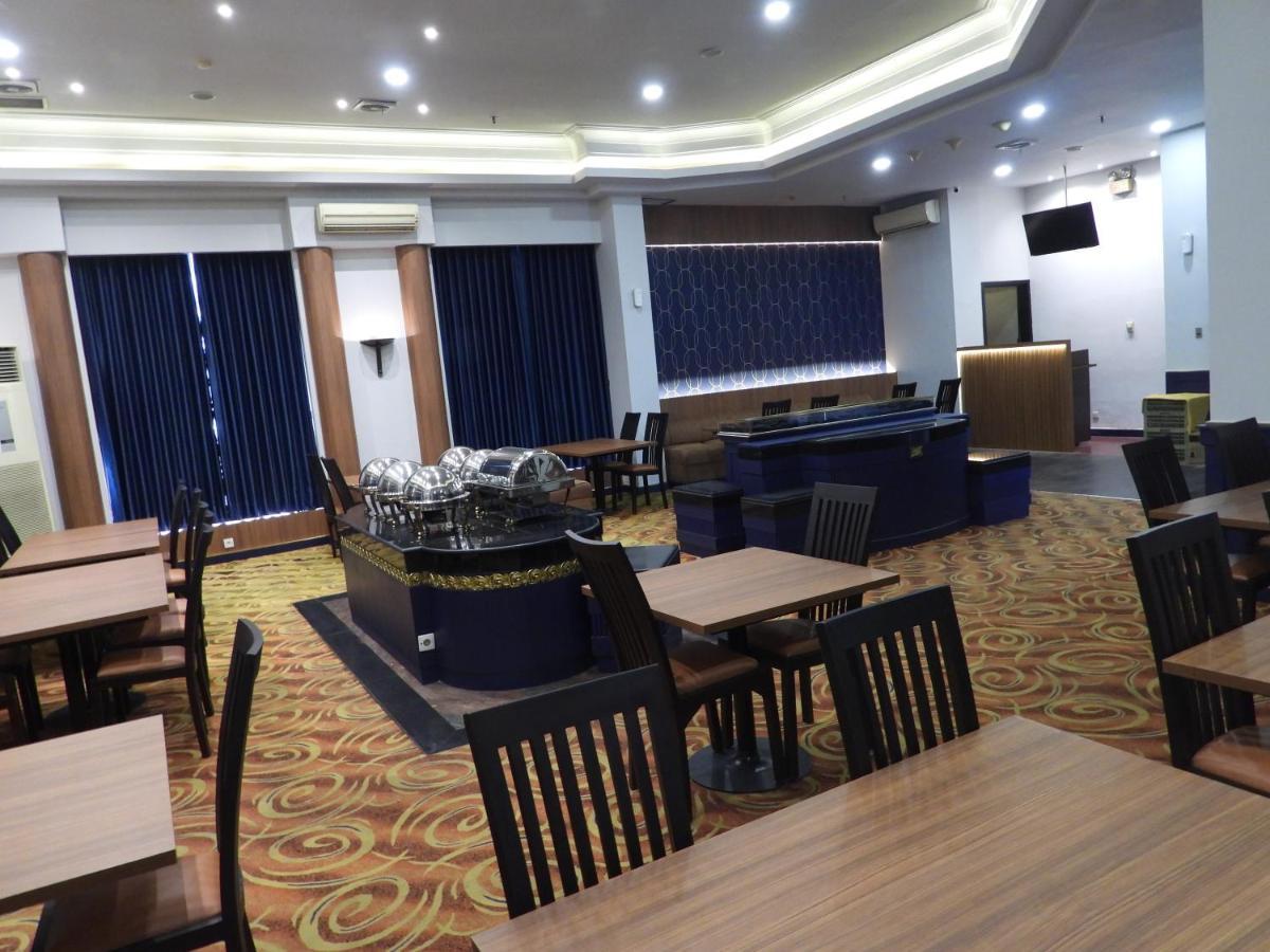 Maxwell Hotel Yakarta Exterior foto